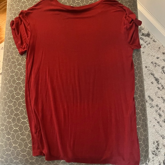 The Buckle Red Compass Rose Women’s Tee Size M - Picture 3 of 4